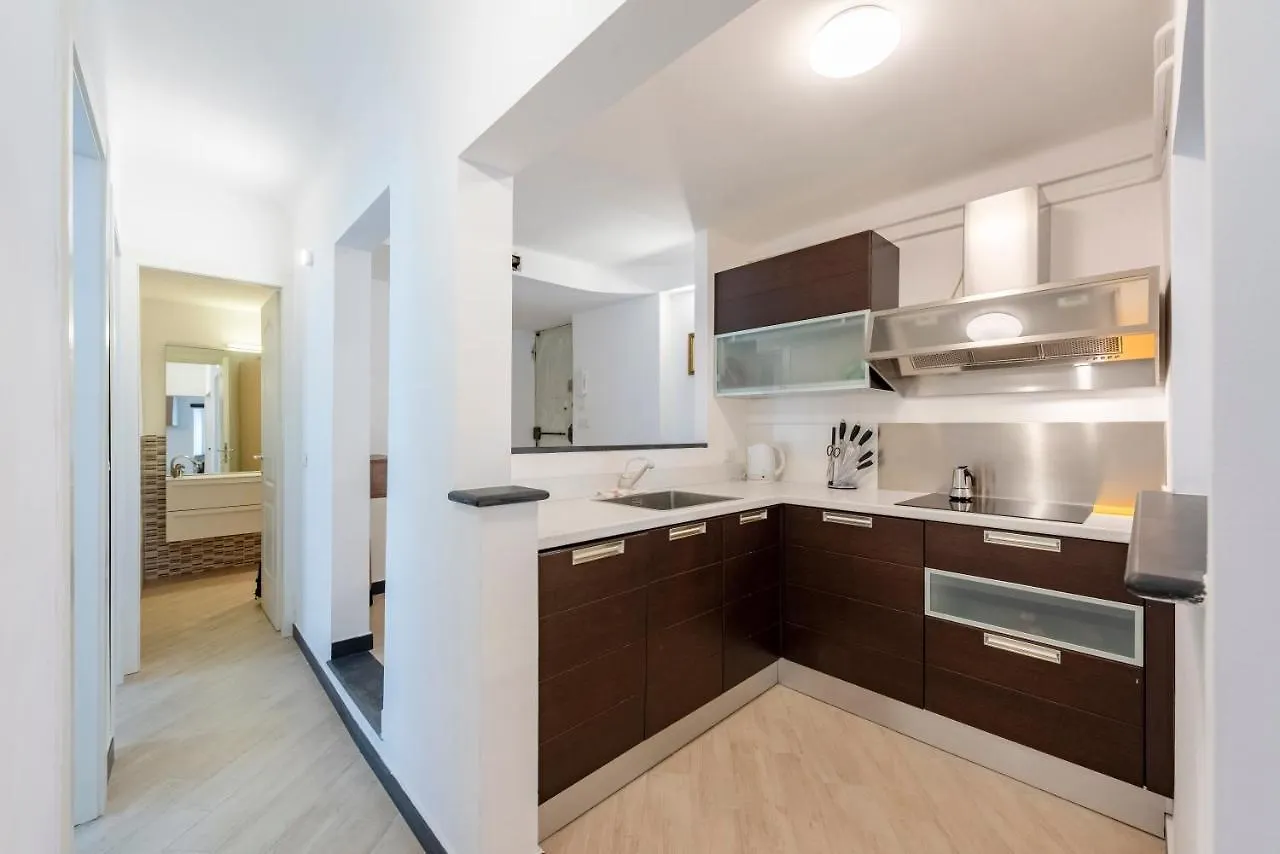 Joivy De Ferrari Charming Apartment Genoa