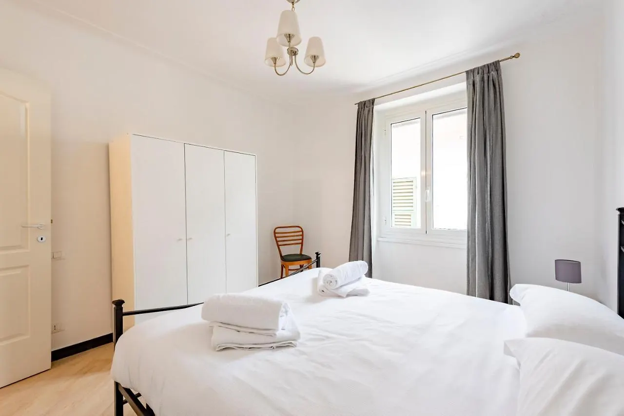 Joivy De Ferrari Charming Apartment Genoa